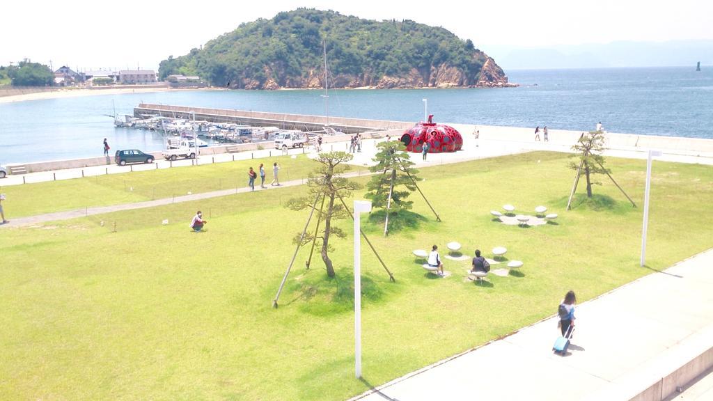 Season 2 Hotell Naoshima Exteriör bild